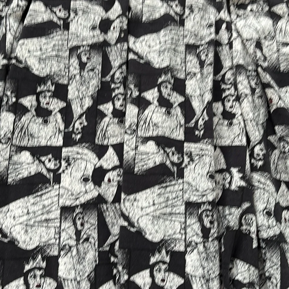 LulaRoe Disney Snow White Evil Queen Madison Skirt Dwarfs‎ Childhood Story